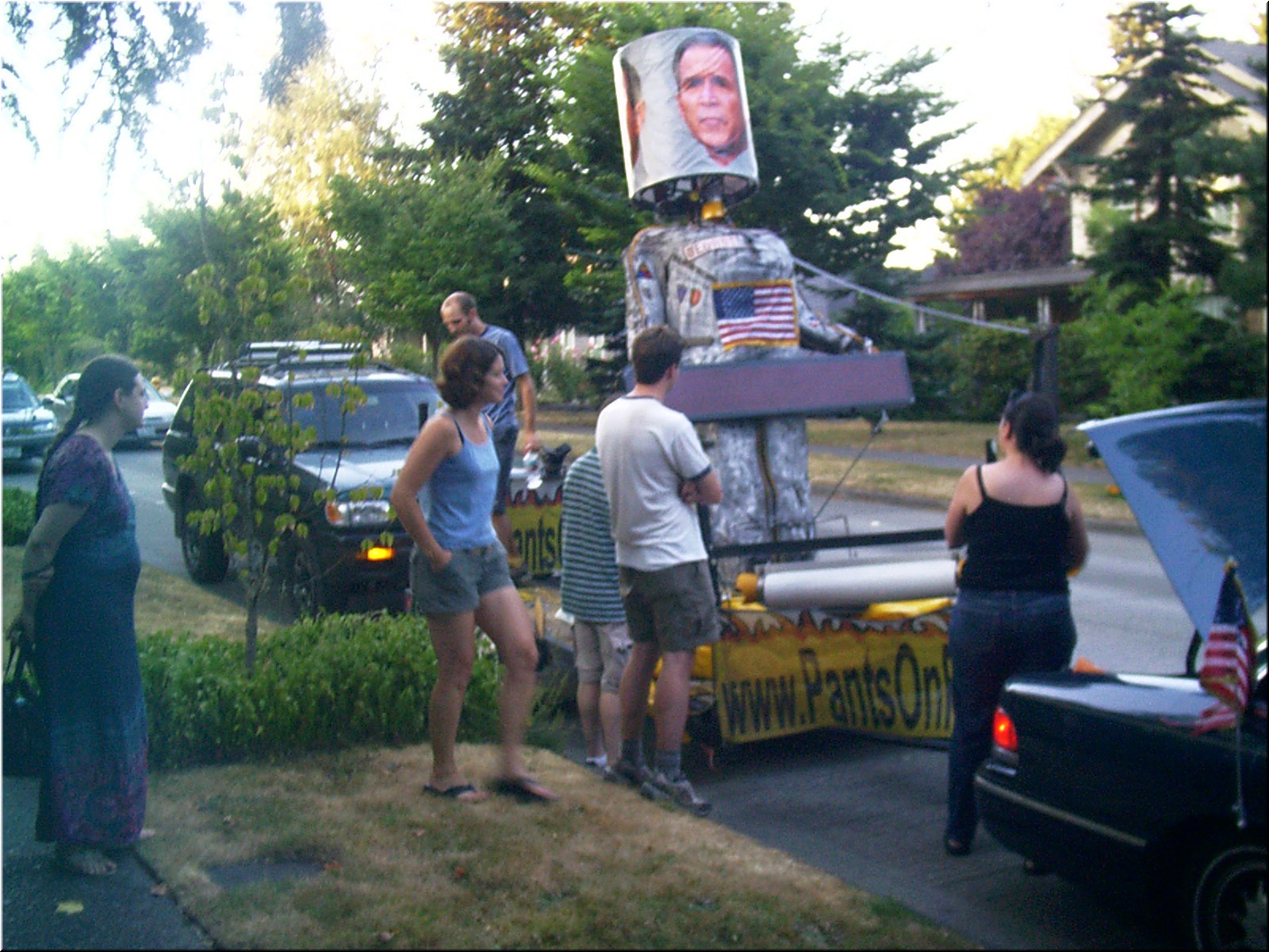 aug1o4 Emily Trains Seattle Crew.jpg
