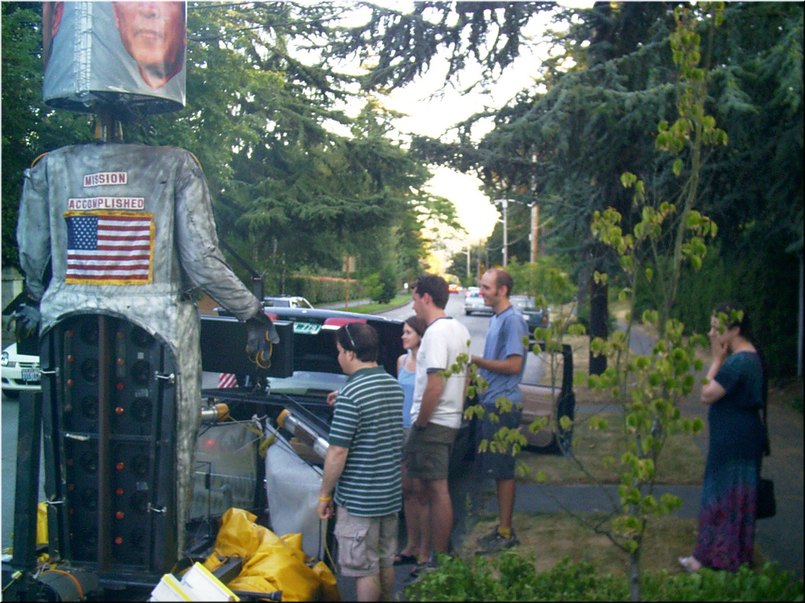 aug1o4 Emily Trains Seattle Crew3.jpg
