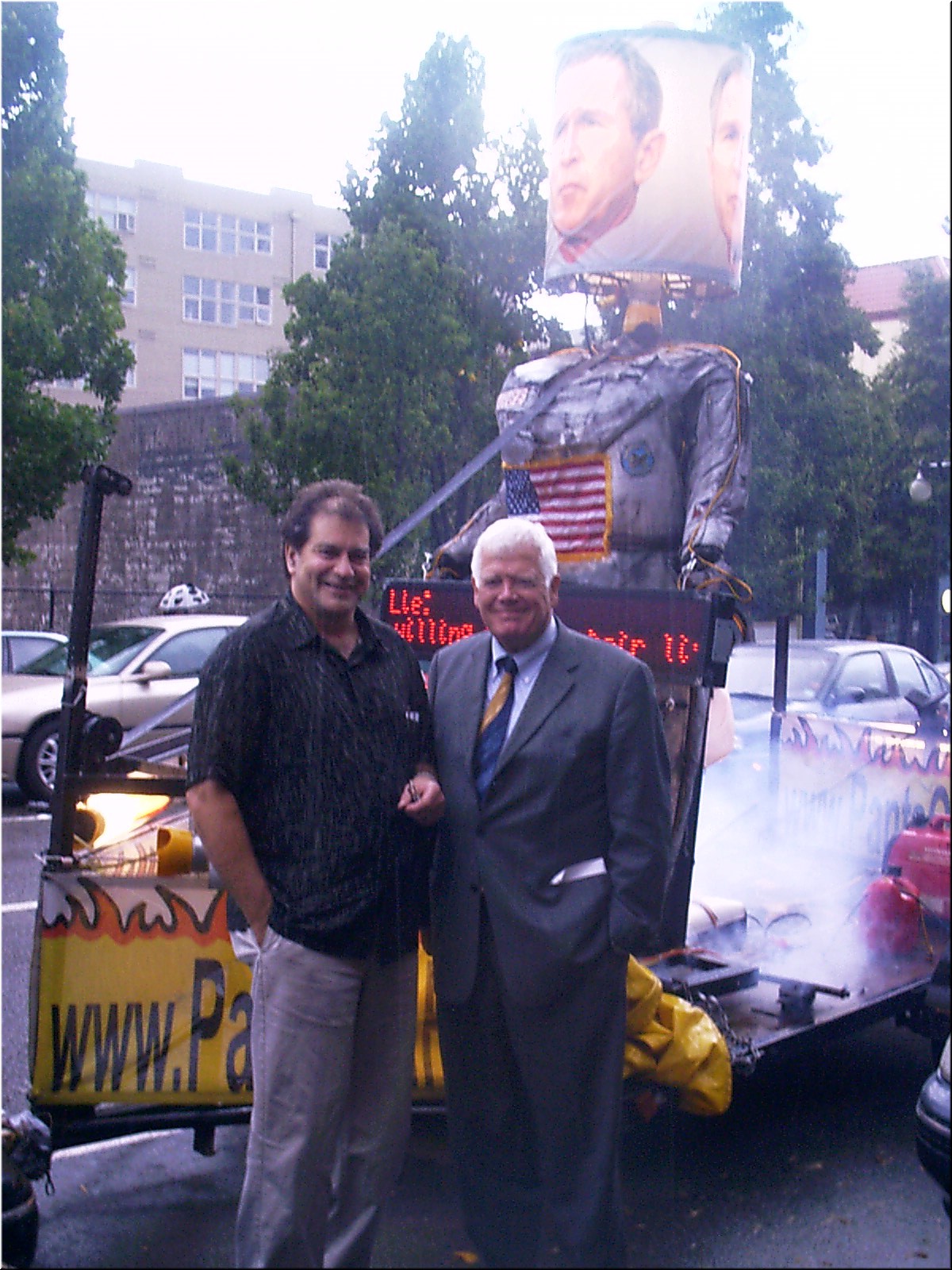 aug6o4 George Art John and Congressman Jim McDermott.jpg